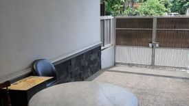 Rumah dijual dengan 4 kamar tidur di Gedangan, Jawa Timur
