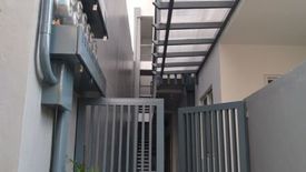 Apartment for sale in Barangay 97, Metro Manila near MRT-3 Taft Avenue