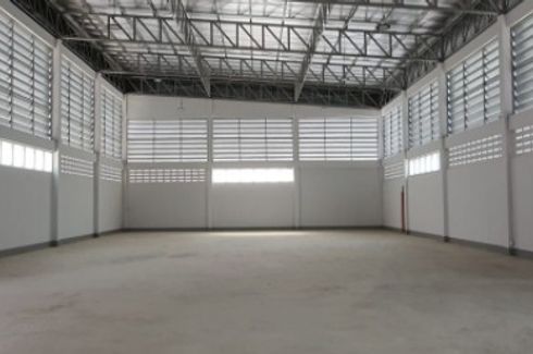 Warehouse / Factory for rent in Krathum Rai, Bangkok