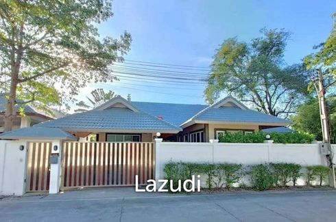 3 Bedroom House for sale in Na Kluea, Chonburi