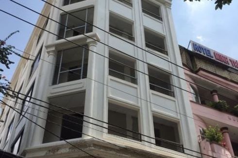 Cần bán nhà riêng 4 phòng ngủ tại Phường 10, Quận 10, Hồ Chí Minh