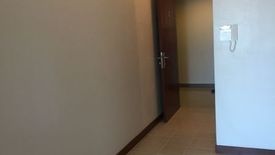 1 Bedroom Condo for sale in Urdaneta, Metro Manila near MRT-3 Ayala