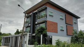 5 Bedroom Townhouse for Sale or Rent in Saphan Sung, Bangkok