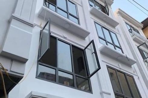 Townhouse for sale in Phuong 11, Ho Chi Minh