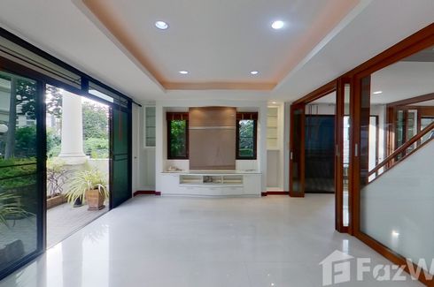 3 Bedroom Townhouse for rent in Private Sukhumvit, Khlong Tan Nuea, Bangkok near BTS Thong Lo