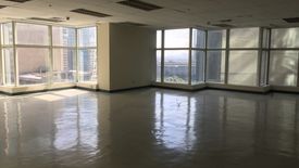 Commercial for rent in Urdaneta, Metro Manila near MRT-3 Ayala