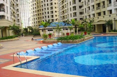 3 Bedroom Condo for rent in Forbeswood Heights, Bagong Tanyag, Metro Manila