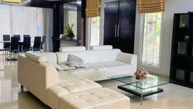 Rumah disewa dengan 5 kamar tidur di Cikarang Kota, Jawa Barat