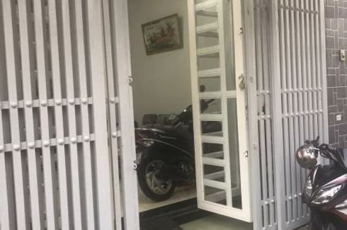 Cần bán nhà riêng 4 phòng ngủ tại Phường 16, Quận Gò Vấp, Hồ Chí Minh