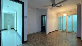 8 Bedroom House for sale in Petaling Jaya, Selangor