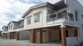 3 Bedroom Townhouse for sale in Woodsville Residences (Phase 1 and 2), Merville, Metro Manila