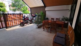 2 Bedroom House for sale in Chang Khlan, Chiang Mai