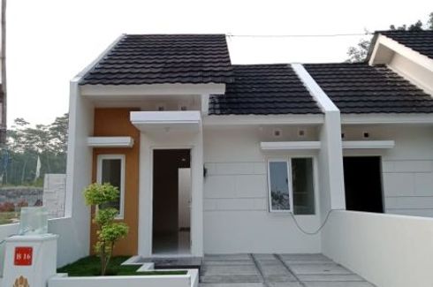 Rumah dijual dengan 2 kamar tidur di Ambarketawang, Yogyakarta
