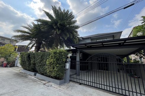 3 Bedroom House for sale in Lat Phrao, Bangkok