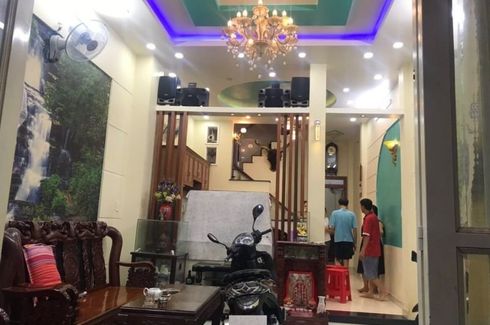 Cần bán nhà riêng 3 phòng ngủ tại Phường 16, Quận Gò Vấp, Hồ Chí Minh
