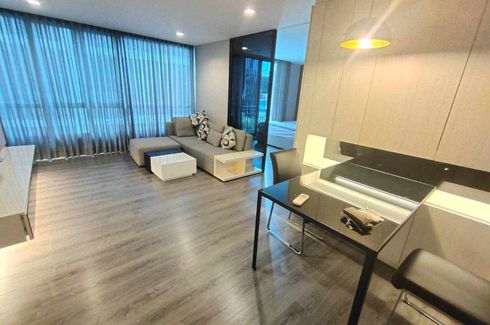 1 Bedroom Condo for sale in The Room Sukhumvit 40, Phra Khanong, Bangkok near BTS Ekkamai