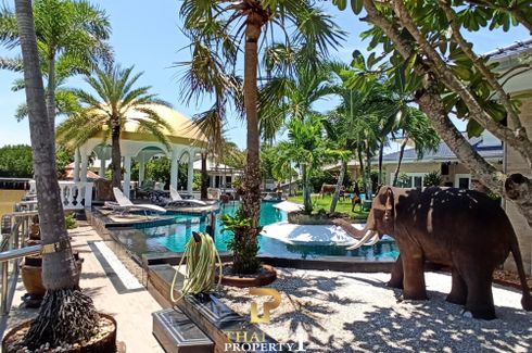 4 Bedroom Villa for sale in Jomtien Yacht Club, Na Jomtien, Chonburi