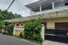 Rumah dijual dengan 4 kamar tidur di Rawasari, Jakarta