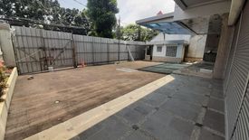 Komersial dijual dengan  di Tebet Barat, Jakarta
