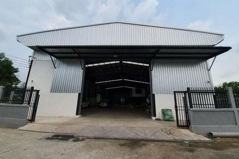 Warehouse / Factory for rent in Tha Raeng, Bangkok near MRT Vatcharaphon