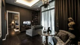 1 Bedroom Condo for sale in The Diplomat 39, Khlong Tan Nuea, Bangkok near BTS Phrom Phong