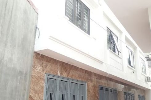 4 Bedroom Townhouse for sale in Viet Hung, Ha Noi