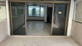 ขายทาวน์เฮ้าส์ 2 ห้องนอน ใน จันทรเกษม, จตุจักร ใกล้ MRT ลาดพร้าว
