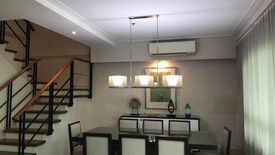 3 Bedroom Condo for rent in Edades Tower, Rockwell, Metro Manila near MRT-3 Guadalupe