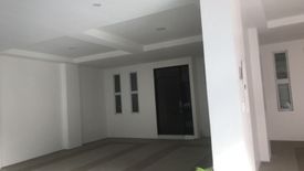 4 Bedroom Townhouse for sale in Santa Mesa, Metro Manila near LRT-2 V. Mapa