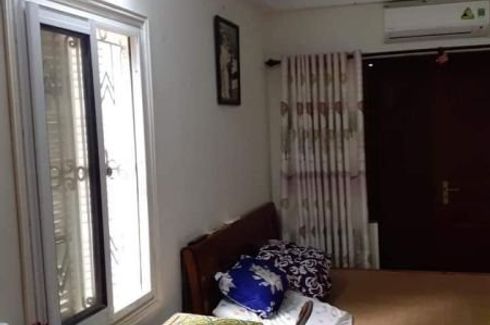 Cần bán nhà riêng 3 phòng ngủ tại Yên Hòa, Quận Cầu Giấy, Hà Nội