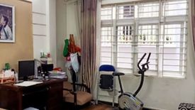 4 Bedroom House for sale in Dich Vong Hau, Ha Noi