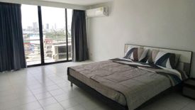 3 Bedroom Condo for sale in The Royal Navin Tower, Chong Nonsi, Bangkok near MRT Khlong Toei