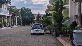 Rumah dijual dengan 7 kamar tidur di Banyumanik, Jawa Tengah