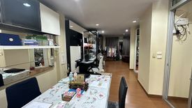 4 Bedroom Townhouse for sale in Chatuchak, Bangkok