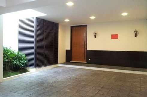 6 Bedroom Villa for rent in Bukit Pantai, Kuala Lumpur