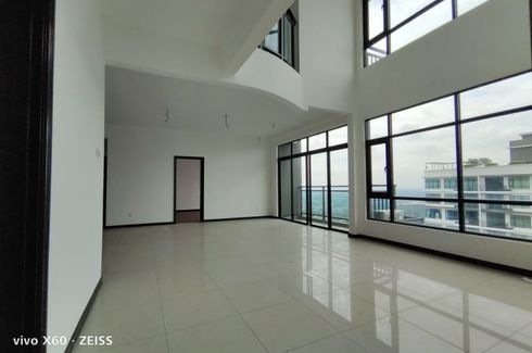 5 Bedroom Condo for sale in Taman Molek, Johor