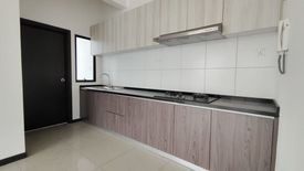 5 Bedroom Condo for sale in Taman Molek, Johor