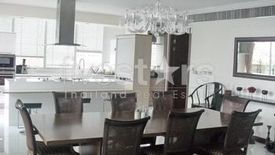 3 Bedroom Condo for rent in Le Raffine Sukhumvit 24, Khlong Tan, Bangkok near BTS Phrom Phong