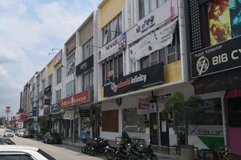 2 Bedroom Commercial for rent in Taman Ungku Tun Aminah, Johor