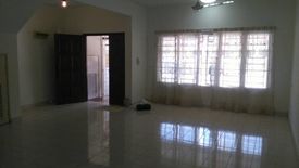 4 Bedroom House for rent in Bukit Pantai, Kuala Lumpur