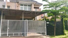 Rumah dijual dengan 5 kamar tidur di Cakung Timur, Jakarta