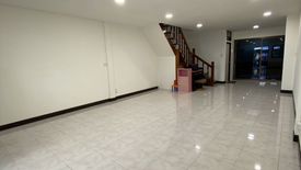 2 Bedroom Townhouse for rent in Lat Phrao, Bangkok