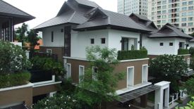 ให้เช่าบ้าน บ้านสุขุมวิท 18 (Baan Sukhumvit 18) 4 ห้องนอน ใน คลองเตย, คลองเตย ใกล้ BTS อโศก