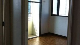 2 Bedroom Condo for rent in Urdaneta, Metro Manila near MRT-3 Ayala