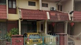 4 Bedroom House for sale in Bukit Pantai, Kuala Lumpur