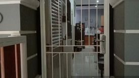 Rumah dijual dengan 2 kamar tidur di Babakan Madang, Jawa Barat