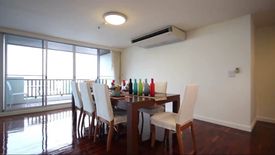 3 Bedroom Condo for rent in Sathorn Gallery Residences, Silom, Bangkok near BTS Surasak