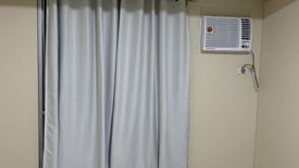 1 Bedroom Condo for sale in Urdaneta, Metro Manila near MRT-3 Ayala