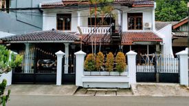 Rumah dijual dengan 6 kamar tidur di Bendungan Hilir, Jakarta