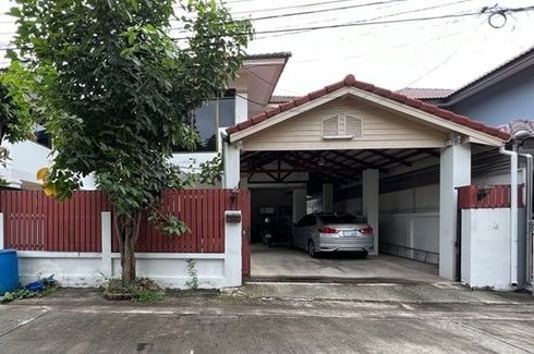 4 Bedroom House for sale in Baan Pantiya, Saen Saep, Bangkok
